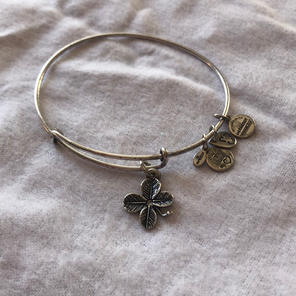 RETIRED Alex & Ani Lucky Clove Silver Charm Bangle - Picture 3 of 4